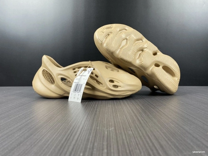 RNNR Adidas GW3354 Ochre Yeezy Foam 0829